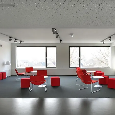 Hotel Middelpunt - Gratis Parking - Ontbijt Inbegrepen! 3*