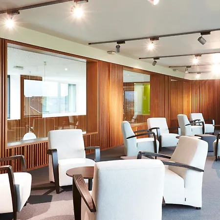 Hotel Middelpunt - Gratis Parking - Ontbijt Inbegrepen!