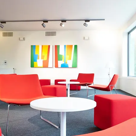 Middelpunt - Gratis Parking - Ontbijt Inbegrepen! Hotel 3*