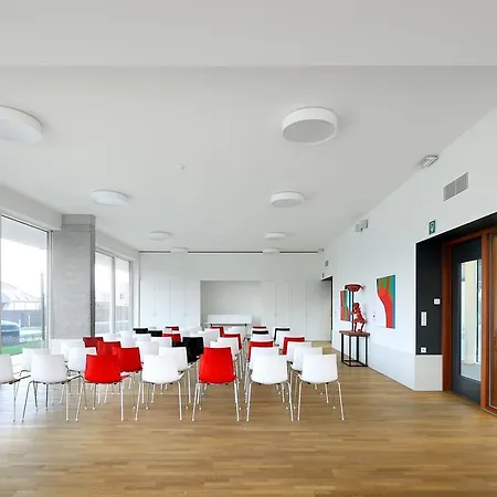 Hotel Middelpunt - Gratis Parking - Ontbijt Inbegrepen! Middelkerke