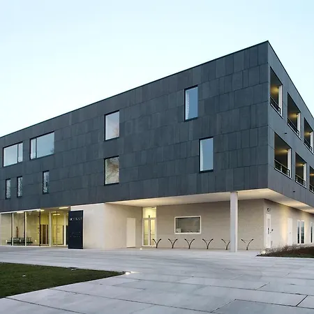 Hotel Middelpunt - Gratis Parking - Ontbijt Inbegrepen! Middelkerke