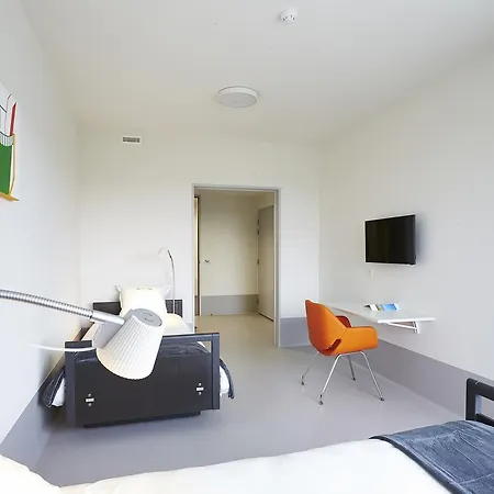 Middelpunt - Gratis Parking - Ontbijt Inbegrepen! ホテル ミデルケルケ