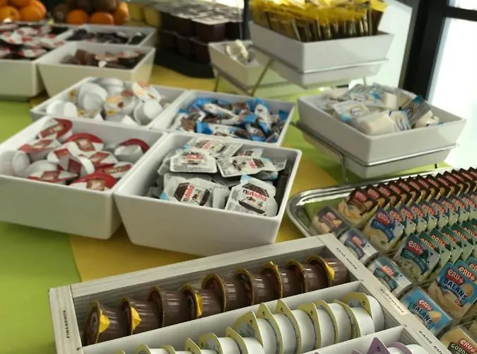 Middelpunt - Gratis Parking - Ontbijt Inbegrepen!