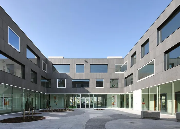 Middelpunt - Gratis Parking - Ontbijt Inbegrepen! Hotel 3*