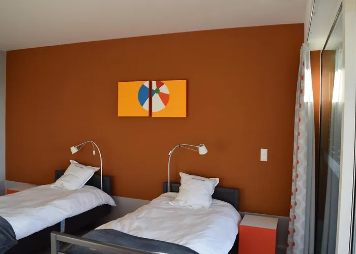 Hotel Middelpunt - Gratis Parking - Ontbijt Inbegrepen!